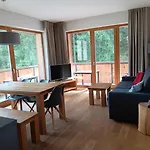 Post Aparthotel 4*