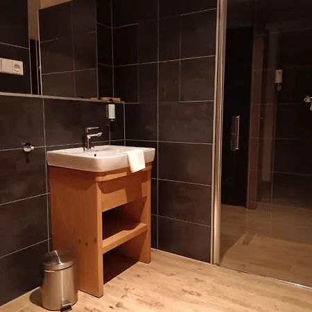 Post 3* ペツ・ポト・スニェシュコウ