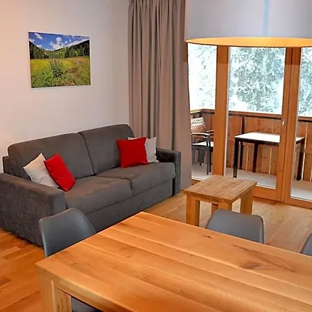 Post Aparthotel 4*