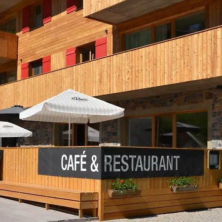 Post Aparthotel Pec pod Snezkou